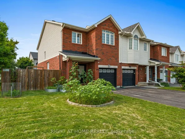 100 Lokoya St, Ottawa, ON K2S 0J3