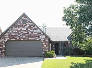 705 N Kalanchoe Ave, Broken Arrow, OK 74012