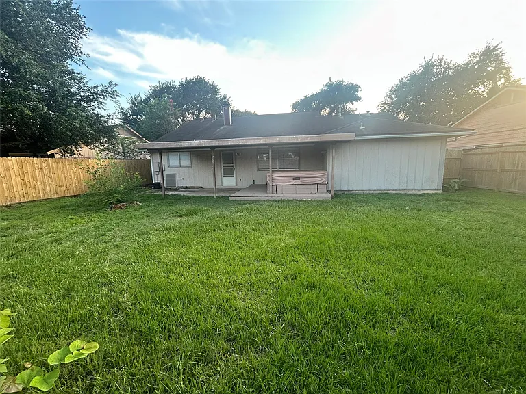 12310 Jaguar Dr — Photo 15