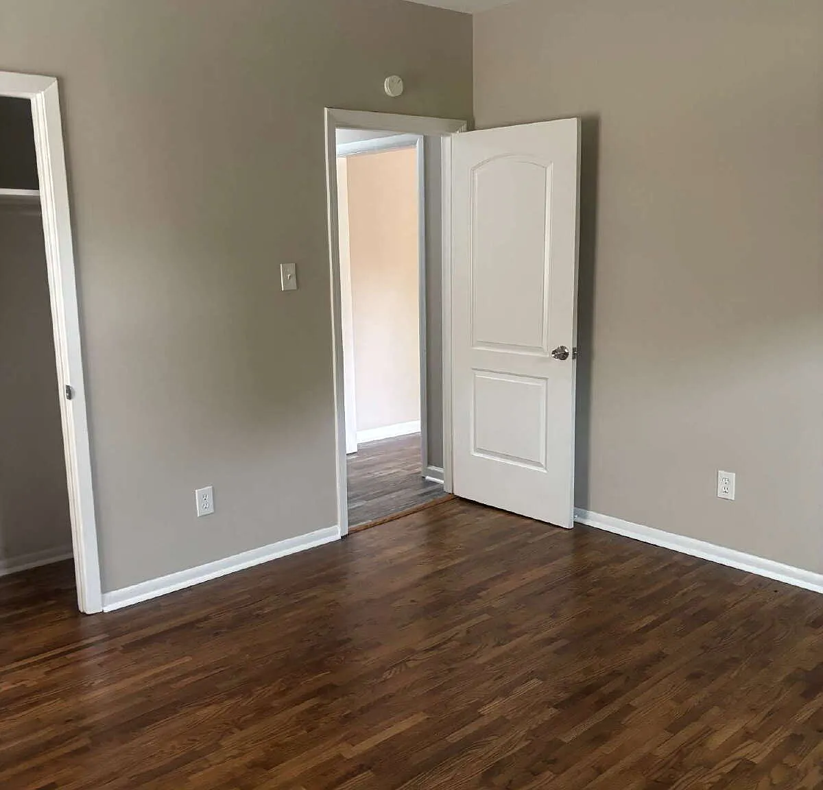 4 bed, 2.0 bath, 1260 sqft, $1,400 — Photo 4