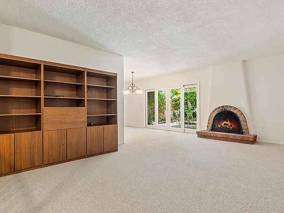 4th image of 8227 Mary Ellen Ave