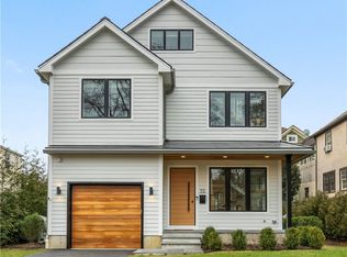 52 Sprague Rd, Scarsdale, NY 10583