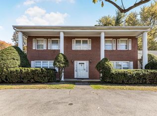 11 Sunset Ln, Harrison, NY 10528