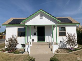 446 Linda Vista Dr, Bakersfield, CA 93308