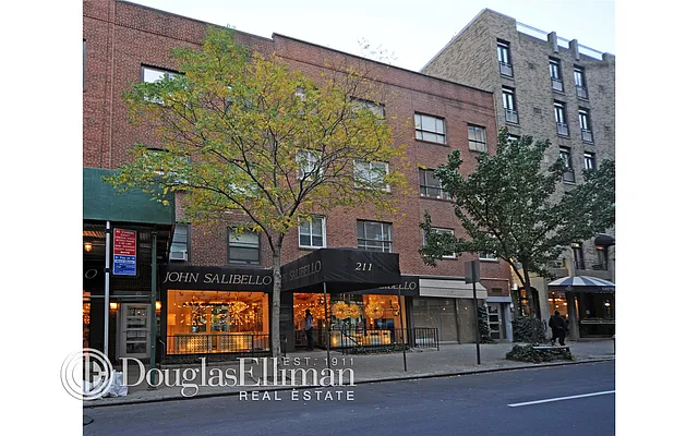 Rented by Douglas Elliman | media 16