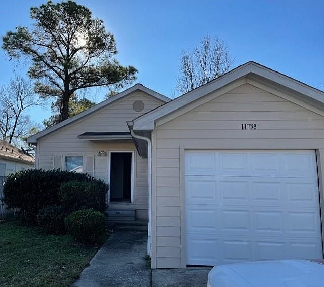 1st image of 11738 Greenglen Dr