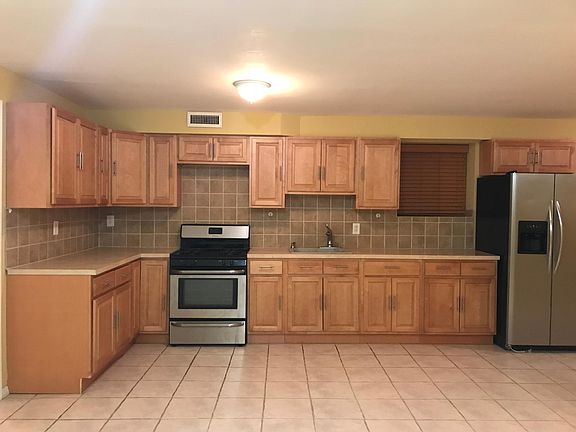3rd image of 16136 95th St #1