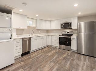 9202 35th Ave NE #B, Seattle, WA 98115