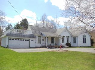 10040 White Rock Rd, Harbor Beach, MI 48441