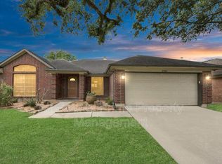 2706 Plantation Dr, Pearland, TX 77584