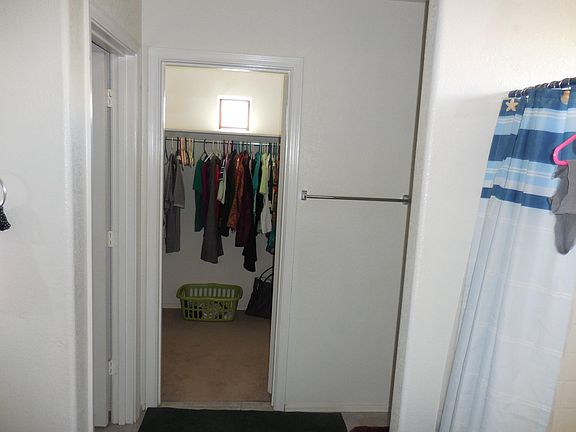 2nd image of 7465 W Montebello Ave