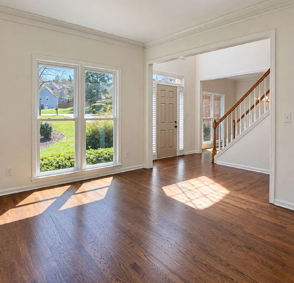 4 bed, 2.5 bath, 2795 sqft, $3,400 — Photo 3