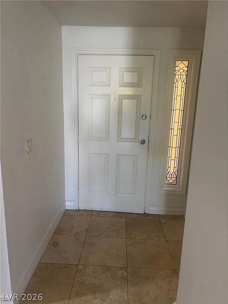 210 E Flamingo Rd — Photo 1