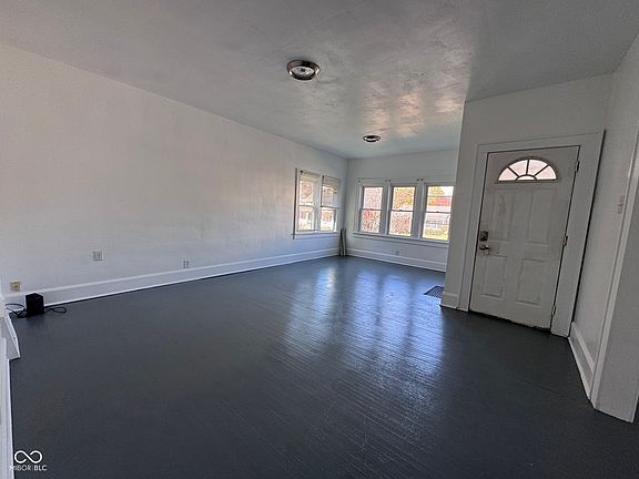 2nd image of 631 High St