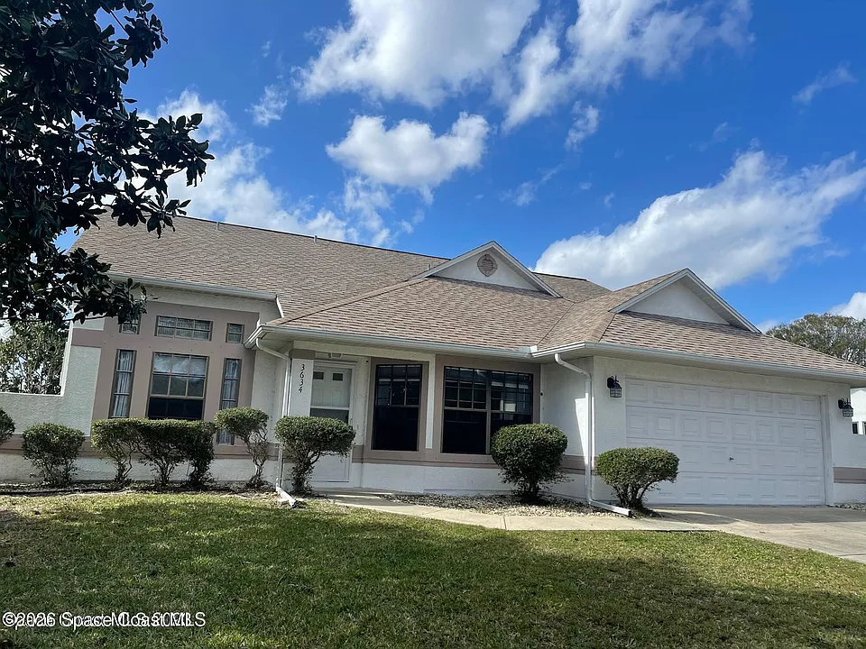 3634 Heron Dr