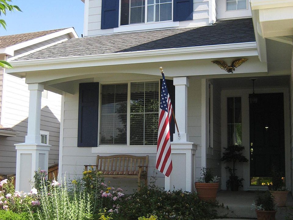 2nd image of 3873 Charterwood Dr