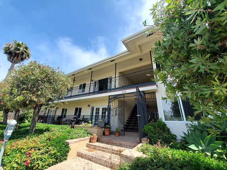 1570 N Coast Hwy #3 — Photo 19