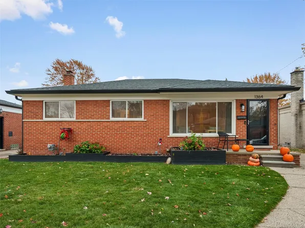 1364 Fontaine Ave, Madison Heights, MI 48071