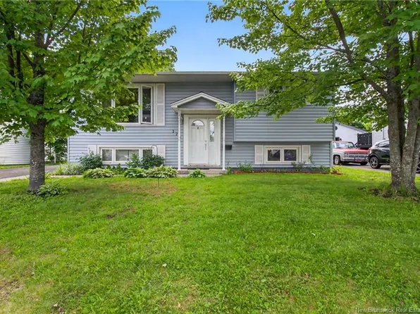 170 Carney Ave, Moncton, NB E1C 8W7