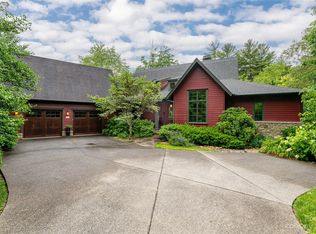 35 Nethermead Dr, Asheville, NC 28803