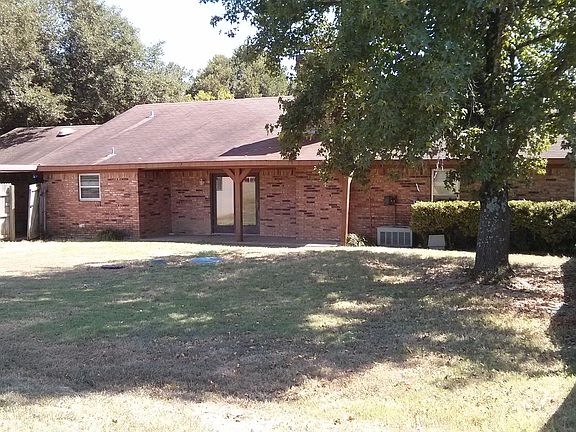 2nd image of 205 W Shore Dr