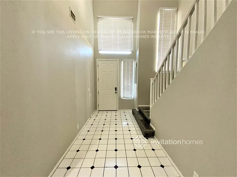5509 Flora Spray St — Photo 2