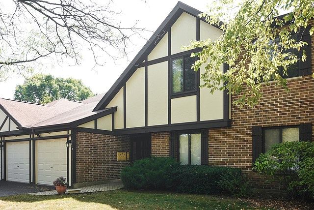 1st image of 1009 E Glavin Ct APT 4