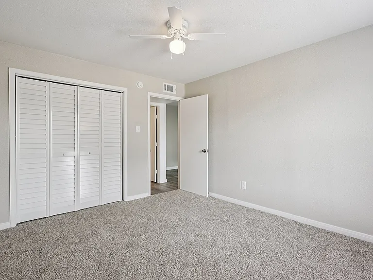 9850 S Kirkwood Rd — Photo 43