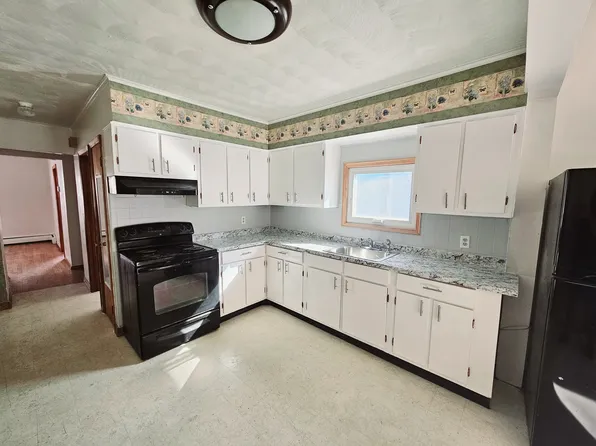 74 Ackley Ave #1, Johnson City, NY 13790