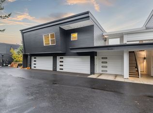 7448 S Virginia Ave APT D, Portland, OR 97219
