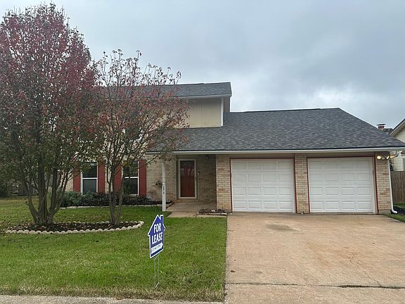2nd image of 3610 Monument Dr