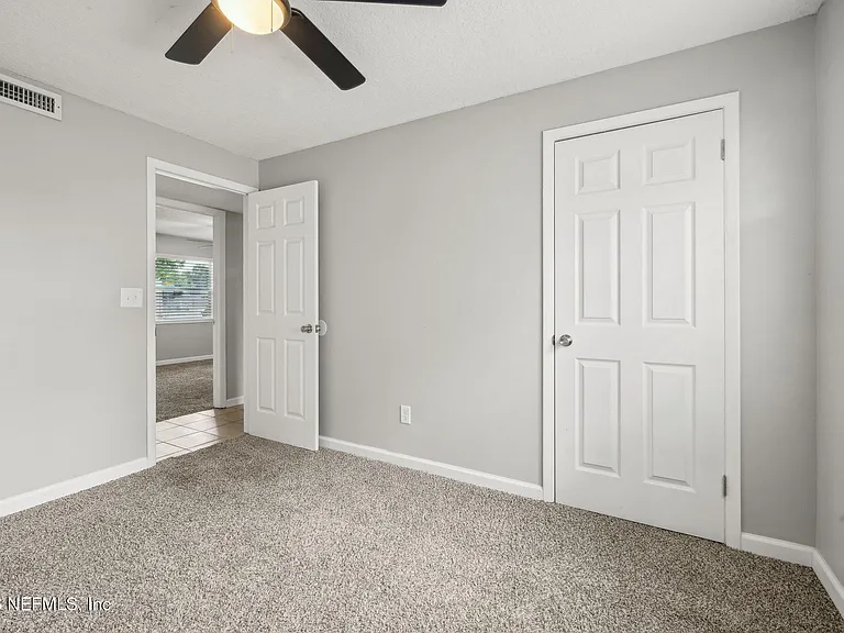 7600 Pheasant Run Dr — Photo 32