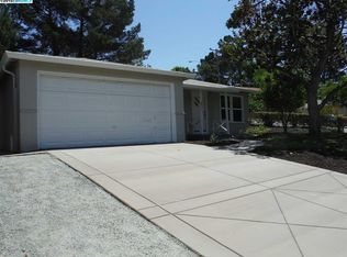 2931 Estates Ave, Pinole, CA 94564