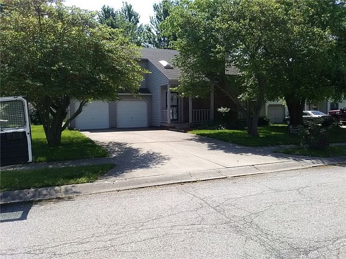 1st image of 4381 Braemar Dr