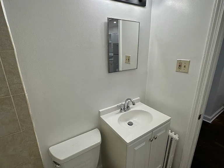 1357 Adams St NE #4 — Photo 4