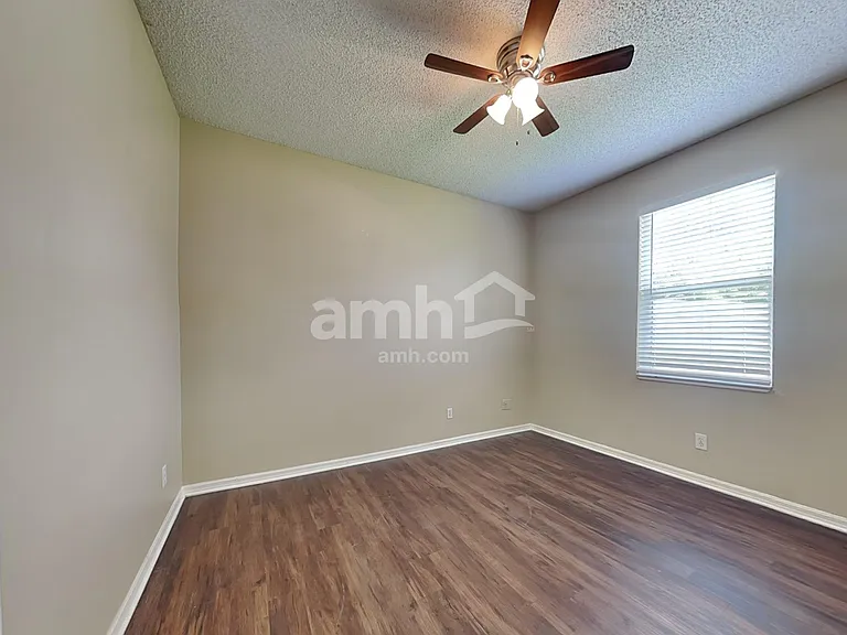1345 Brooke View Dr — Photo 14
