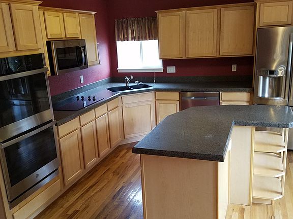 3rd image of 8280 Old Exchange Dr