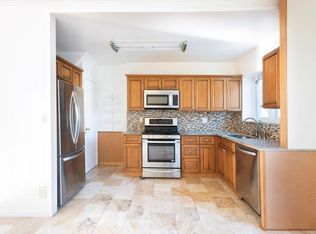 195 33rd St, Brooklyn, NY 11232