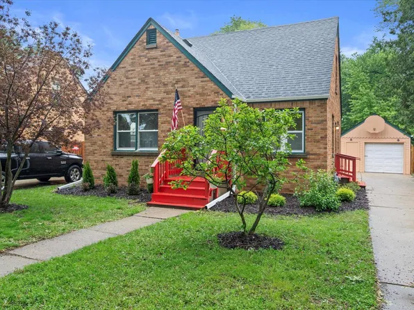 3856 North 88th STREET, Milwaukee, WI 53222