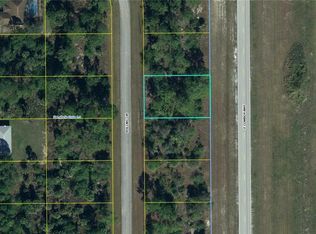 8023 Rolling Cir, Labelle, FL 33935