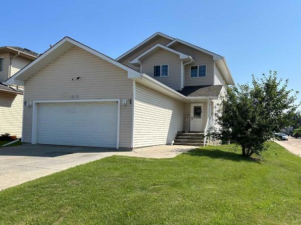 1013 W 7th St SW, Slave Lake, AB T0G 2A4