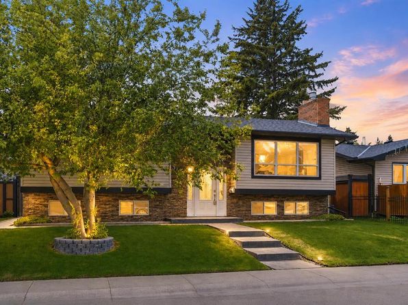 351 E Queen Charlotte Rd SE, Calgary, AB T2J 4H5