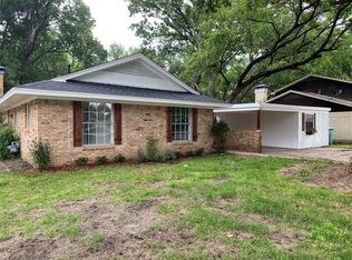 425 Hidden Valley Trl, Sherman, TX 75092