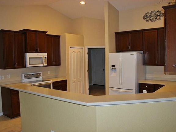4th image of 9321 Arrid Cir