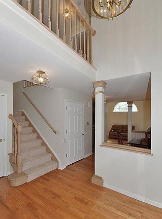 3rd image of 1921 N Evergreen Ave #4