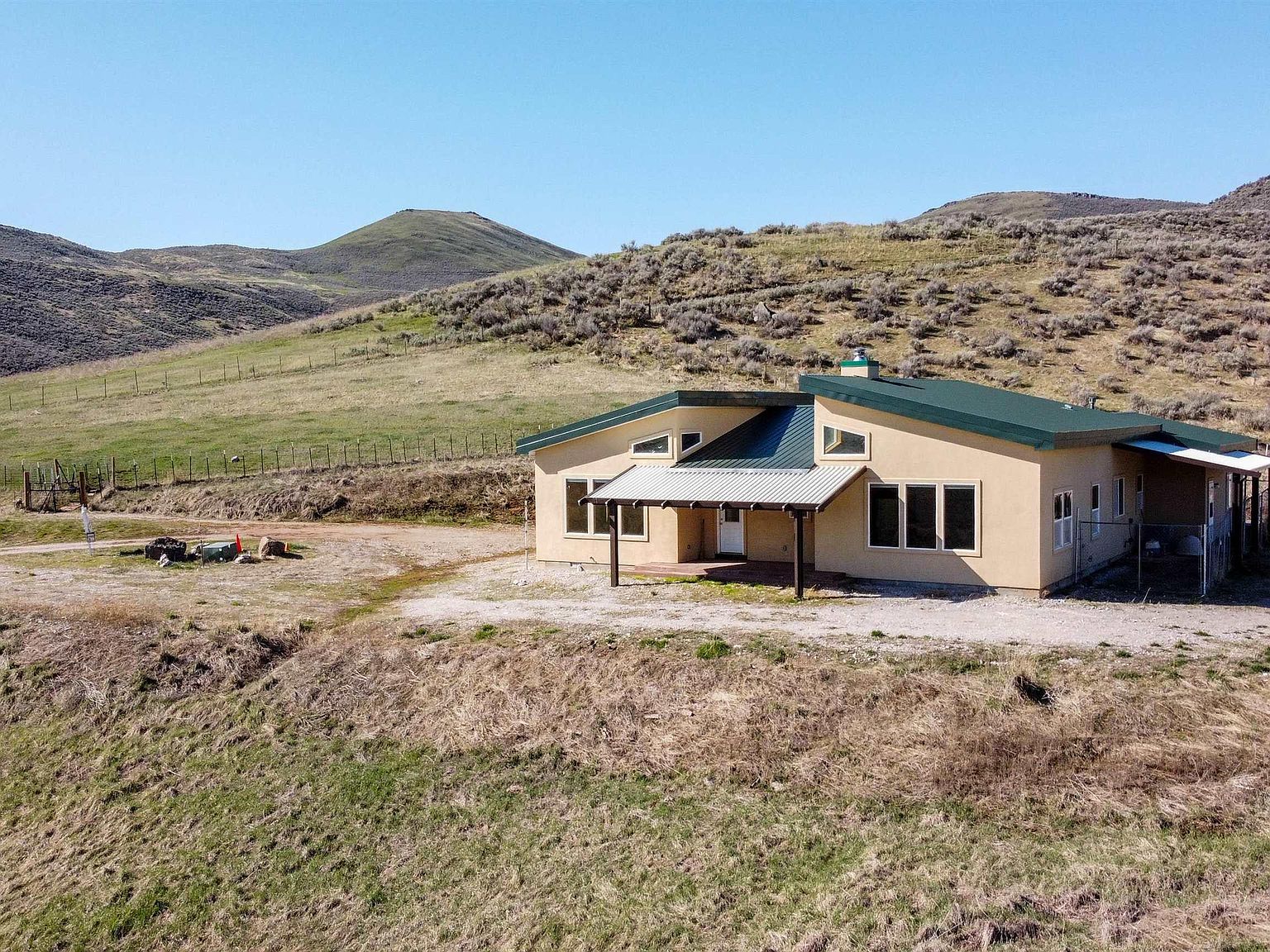 Reilly＊✕2 107 Shirley Ln, Horseshoe Bend, ID 83629 | MLS #98938262