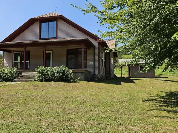 1752 Clinch River Cir, Sneedville, TN 37869