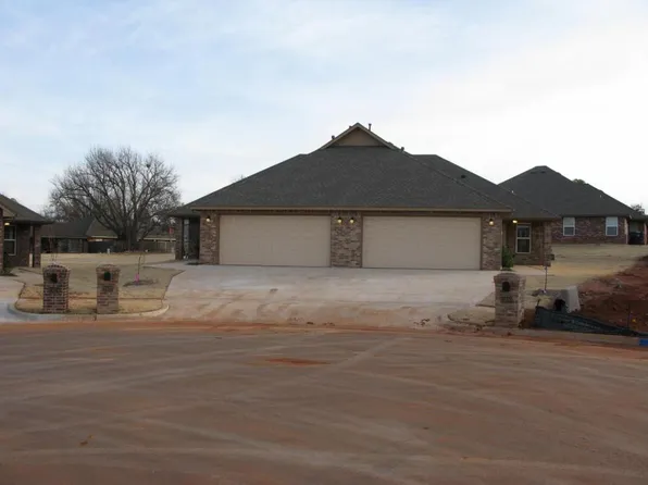 11615 Surrey Villas Ct, Yukon, OK 73099
