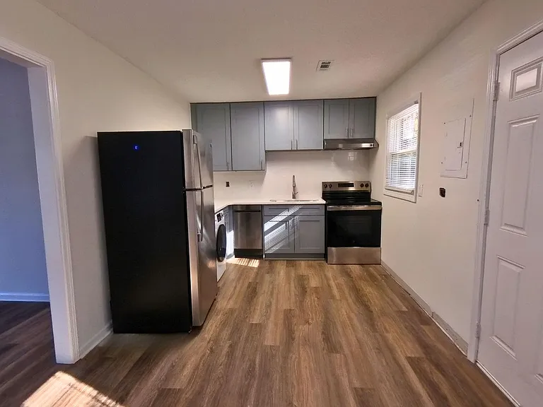 Key Street Townhomes — Photo 56