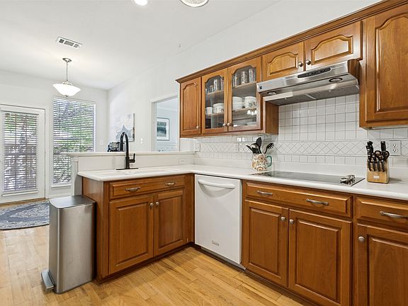 4th image of 8610 Brittania Way